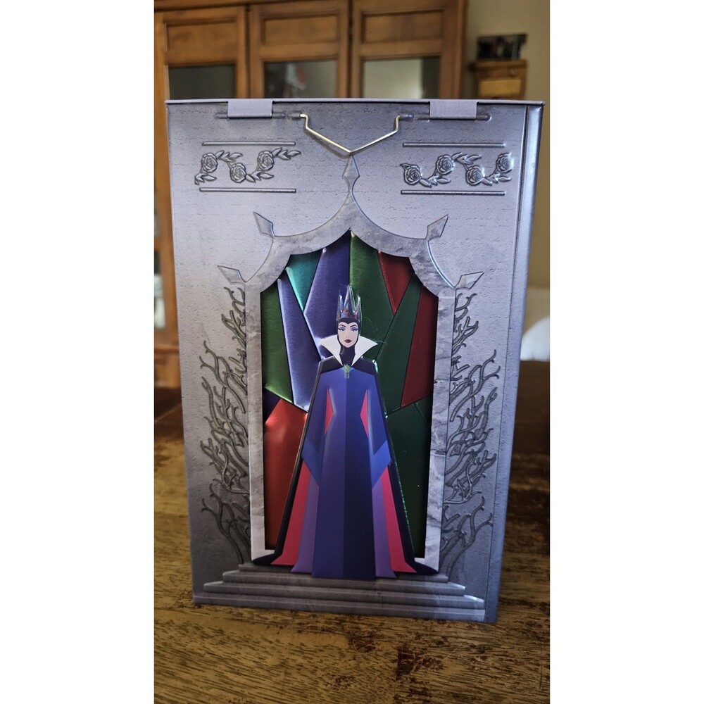 Snow White Mirror Lenticular Popcorn Bucket Regal AMC Cinemark Exclusive In Hand